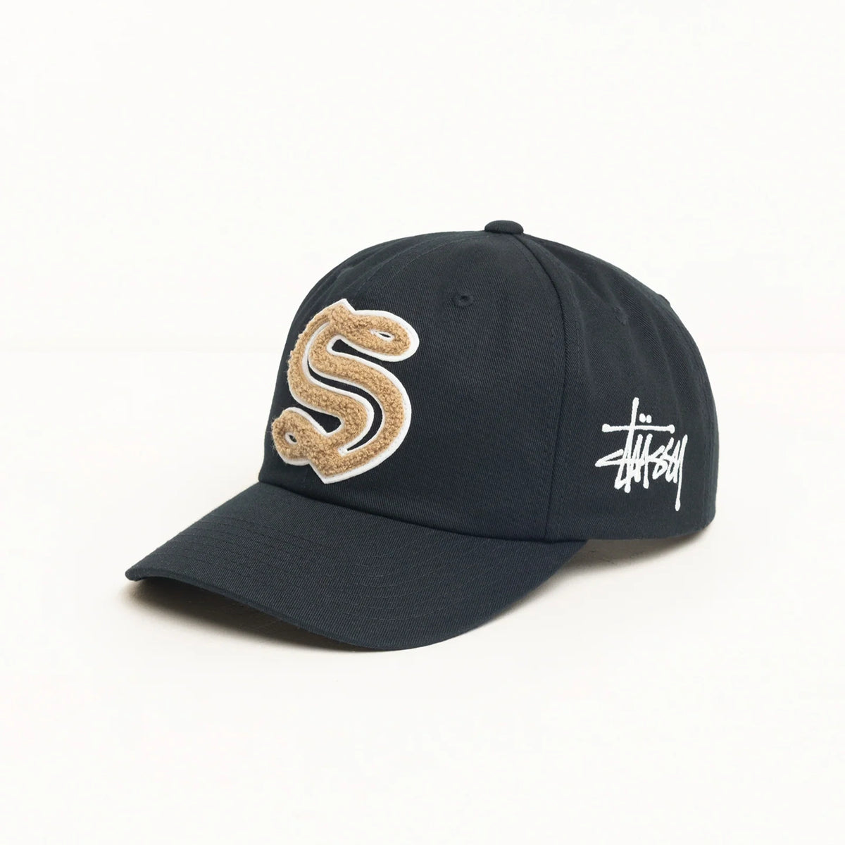 STUSSY CHENILLE GOTHIC S SNAPBACK CAP