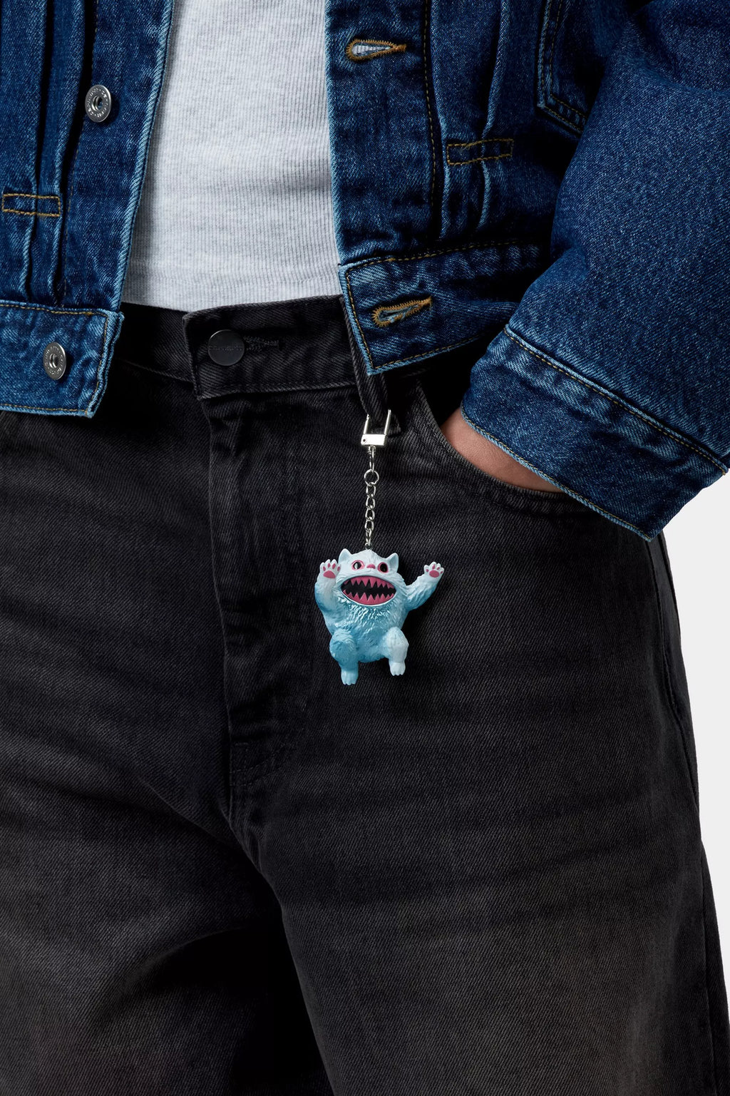 Carhartt WIP Wiptopia II Chasezor Keychain (FW26)