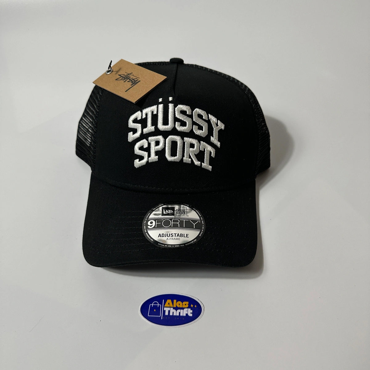 STUSSY x NEW ERA9FORTY SPORT TRUCKER CAP