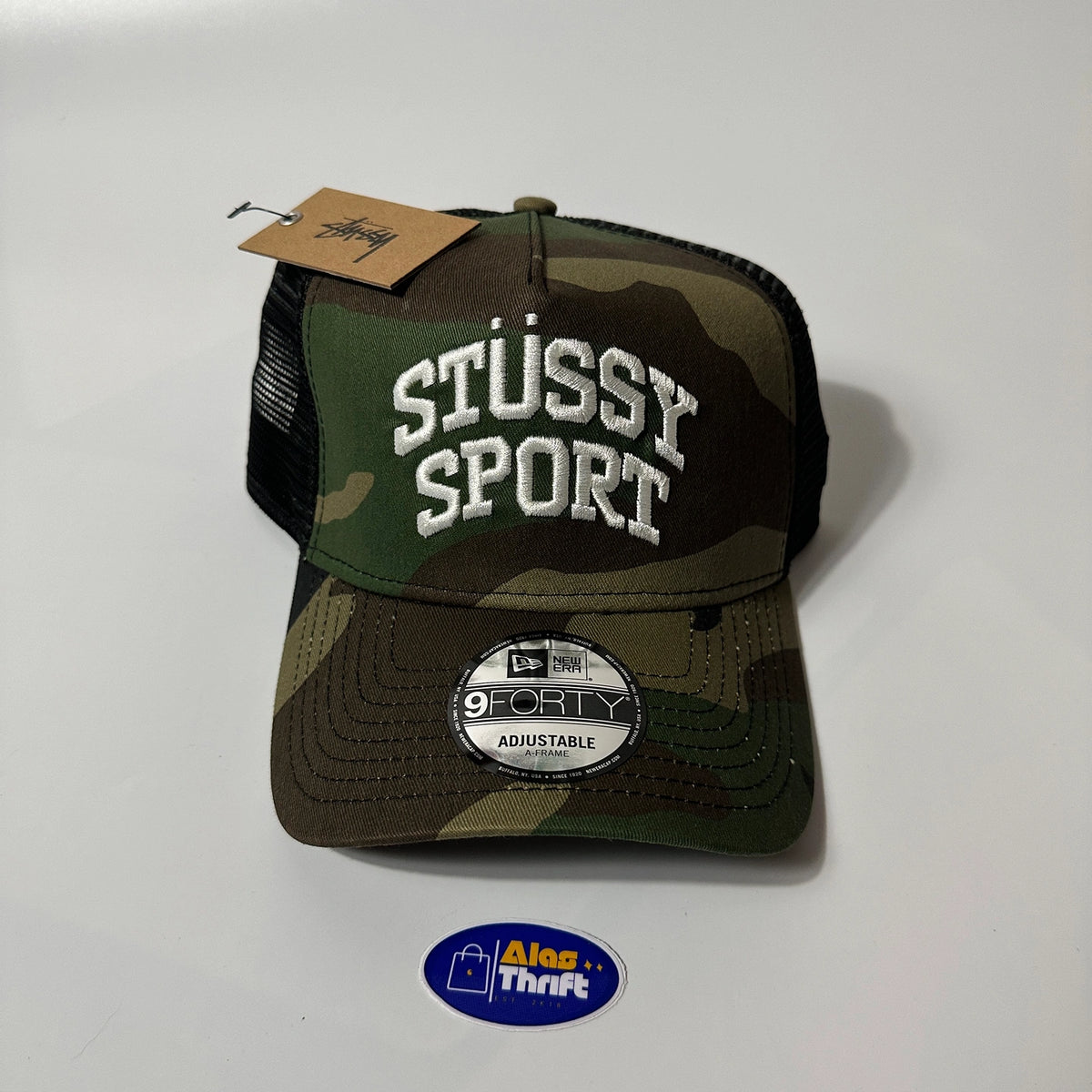 STUSSY x NEW ERA9FORTY SPORT TRUCKER CAP